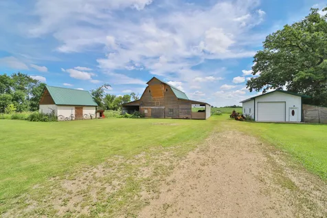 34564 141st Avenue Eagle Bend MN 56446