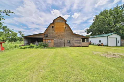 34564 141st Avenue Eagle Bend MN 56446
