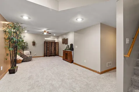 317 Creekside Drive Buffalo MN 55313