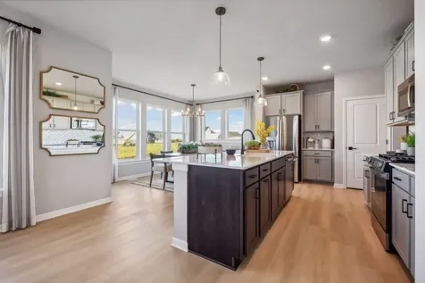 1542 Philipp Way Shakopee MN 55379