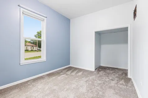 37 Rowland Street Tracy MN 56175
