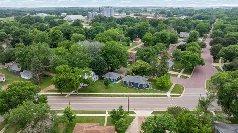37 Rowland Street Tracy MN 56175
