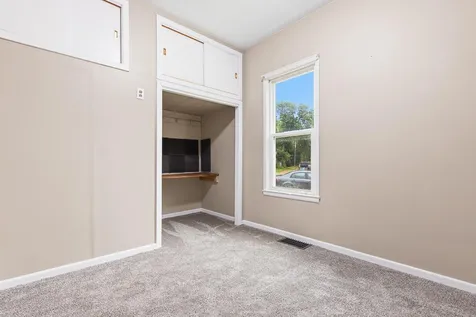 37 Rowland Street Tracy MN 56175