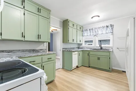 37 Rowland Street Tracy MN 56175