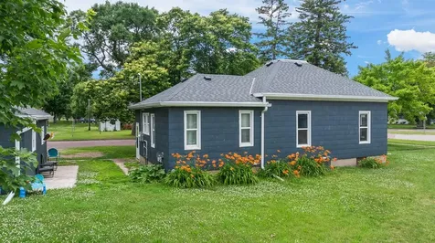 37 Rowland Street Tracy MN 56175