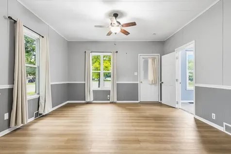 37 Rowland Street Tracy MN 56175