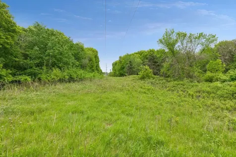 10 Sunny Side Lane Sunfish Lake MN 55118