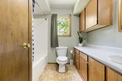 418 N Hubert Street Ivanhoe MN 56142