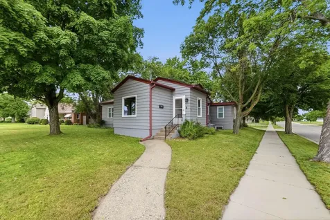 901 31st Avenue N Saint Cloud MN 56303