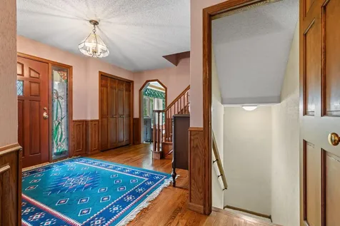 6 Lacosta Drive Dellwood MN 55110