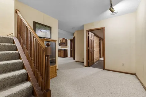 6 Lacosta Drive Dellwood MN 55110