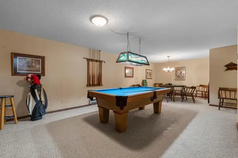 6 Lacosta Drive Dellwood MN 55110