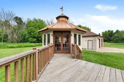 6 Lacosta Drive Dellwood MN 55110