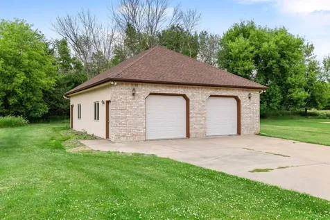 6 Lacosta Drive Dellwood MN 55110