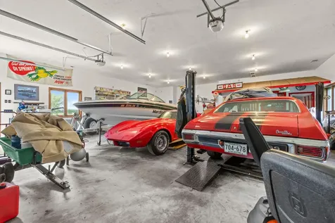 6 Lacosta Drive Dellwood MN 55110