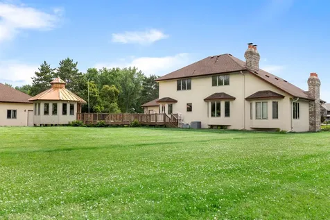 6 Lacosta Drive Dellwood MN 55110