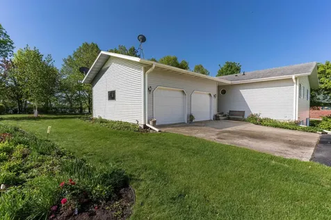 23716 Stony Bar Circle Pelican Rapids MN 56572