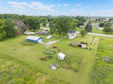 55570 State Highway 56 West Concord MN 55985