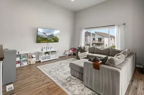 6713 71st Avenue S Horace ND 58047