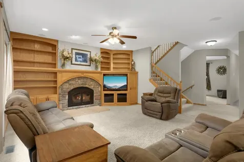 23601 Rockney Street NE Bethel MN 55005