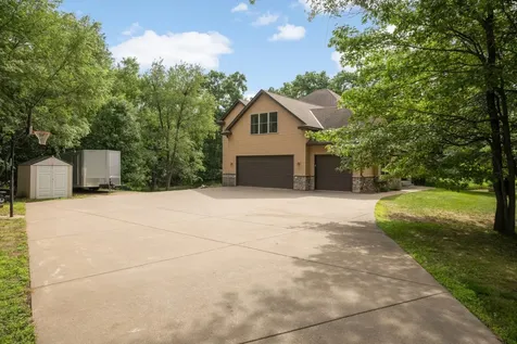 23601 Rockney Street NE Bethel MN 55005