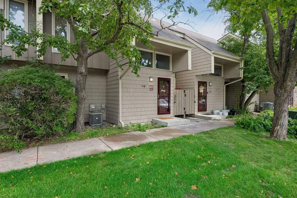 4337 3rd Avenue S Minneapolis MN 55409