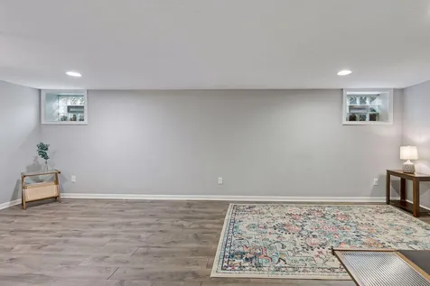 4337 3rd Avenue S Minneapolis MN 55409