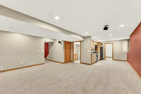 1110 Southern Hills Lane SW Rochester MN 55902