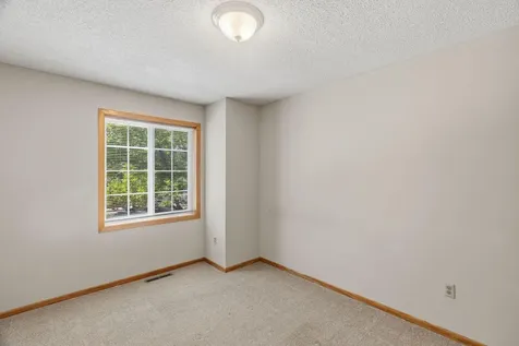 18231 Warbler Lane Eden Prairie MN 55346
