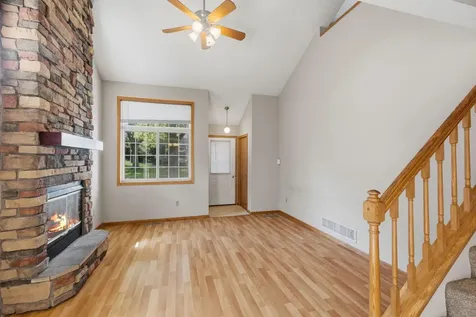 18231 Warbler Lane Eden Prairie MN 55346
