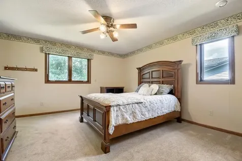 383 Belmont Lane E Maplewood MN 55117
