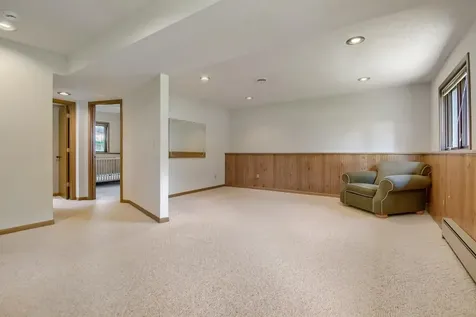 383 Belmont Lane E Maplewood MN 55117