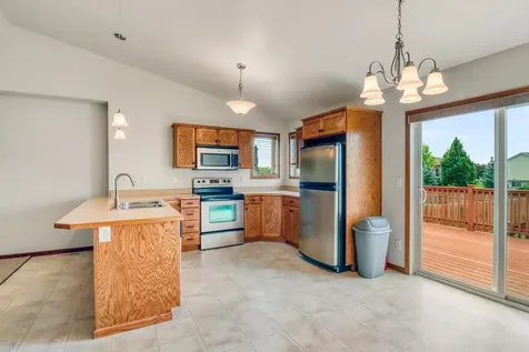 1217 37th Avenue S Moorhead MN 56560