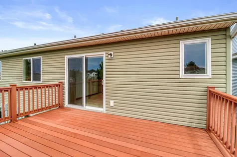 1217 37th Avenue S Moorhead MN 56560