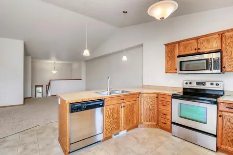 1217 37th Avenue S Moorhead MN 56560