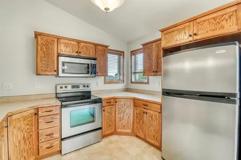 1217 37th Avenue S Moorhead MN 56560