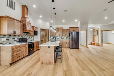 215 Emma Court Mapleton ND 58059