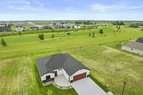 215 Emma Court Mapleton ND 58059
