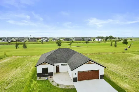 215 Emma Court Mapleton ND 58059