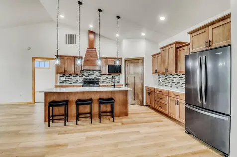 215 Emma Court Mapleton ND 58059