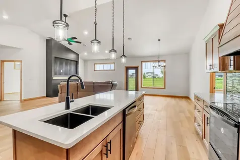 215 Emma Court Mapleton ND 58059
