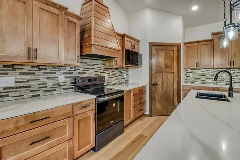 215 Emma Court Mapleton ND 58059