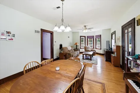 117 S Market Street Belle Plaine MN 56011