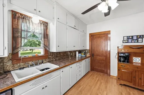 117 S Market Street Belle Plaine MN 56011