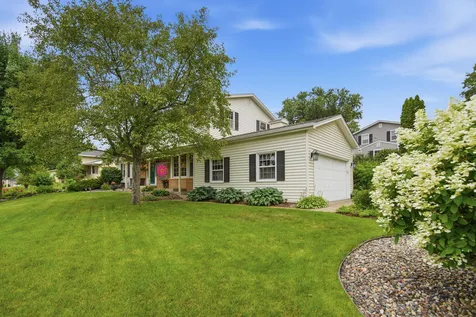 2623 Riviera Drive N White Bear Lake MN 55110