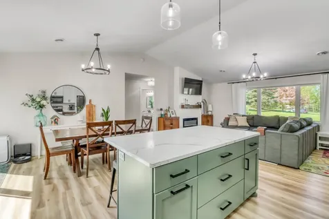 1190 Bay Ridge Drive Detroit Lakes MN 56501
