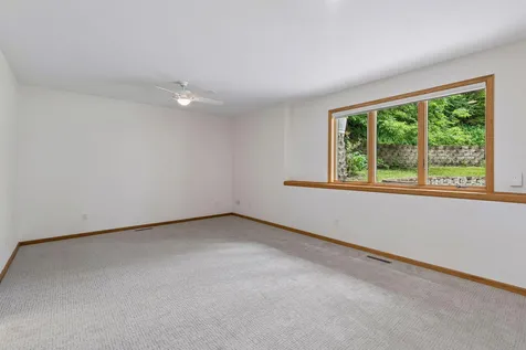 7690 Gibraltar Terrace Apple Valley MN 55124