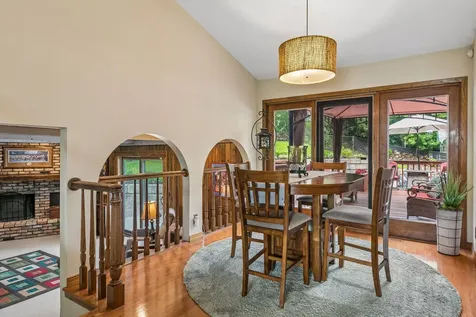 2480 Ariel Street N North Saint Paul MN 55109