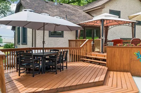 2480 Ariel Street N North Saint Paul MN 55109