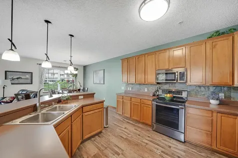 4926 Bisset Lane Inver Grove Heights MN 55076